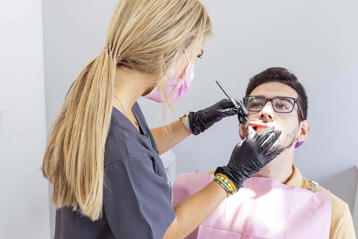 se me mueve un diente